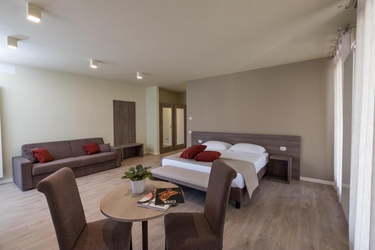 Al-Colle Bed & Breakfast Sotto il Monte Ngoại thất bức ảnh