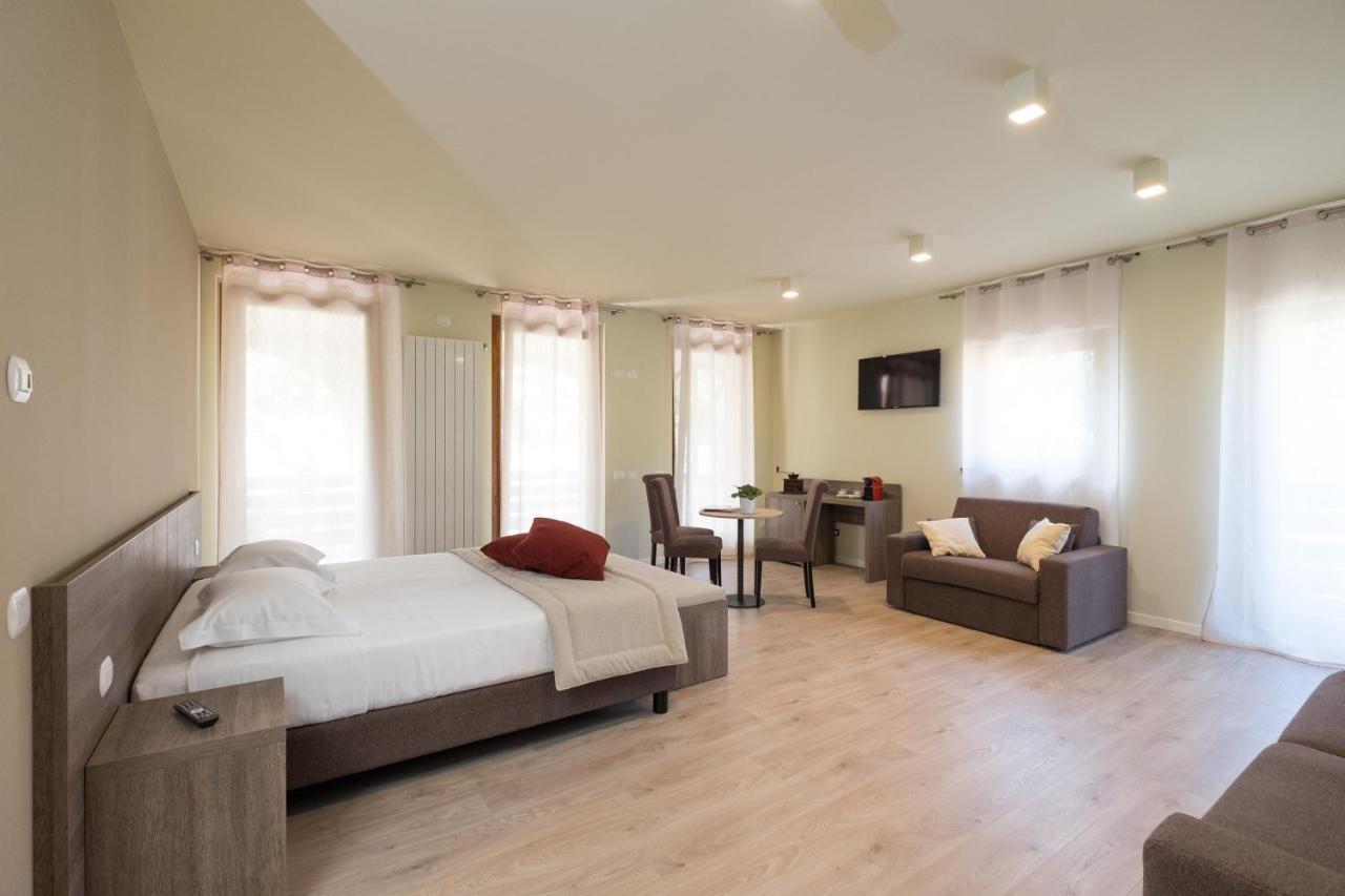 Al-Colle Bed & Breakfast Sotto il Monte Ngoại thất bức ảnh