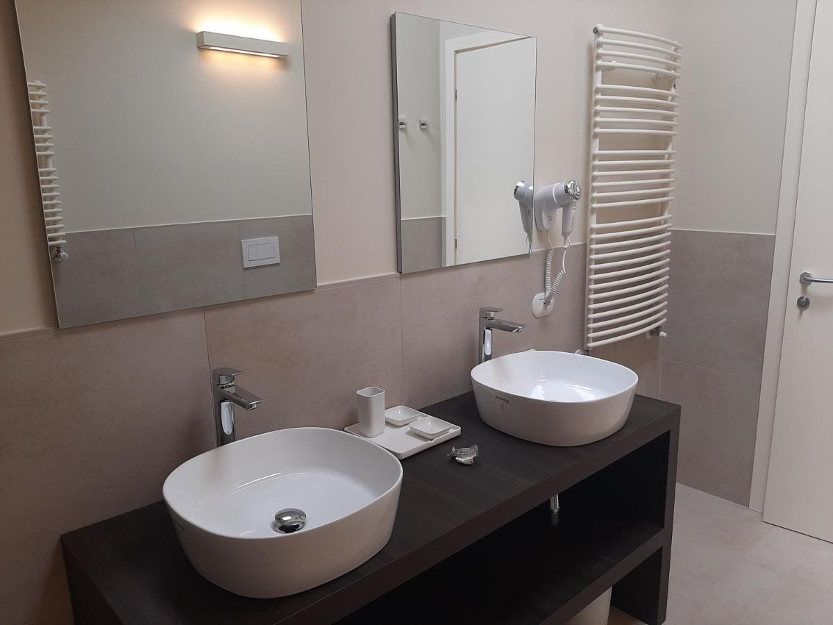 Al-Colle Bed & Breakfast Sotto il Monte Ngoại thất bức ảnh